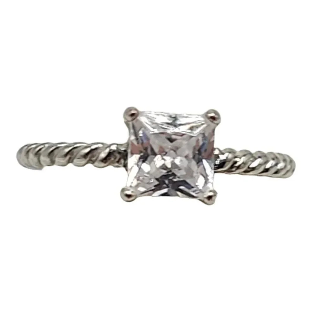 Rope Twisted Solitaire Emerald Cut Clear Rhinestone Ring Silver Tone VTG 7.75